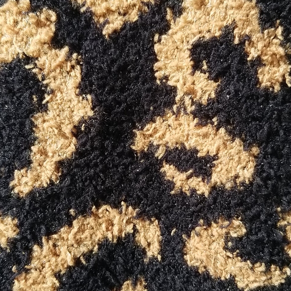 Women's Hat & Skarf Set - Picture 6 of 12